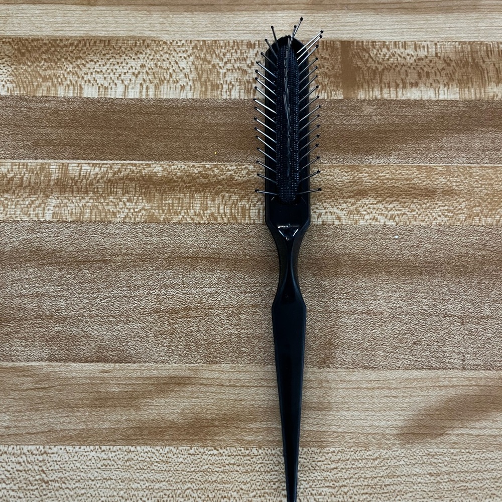Vintage black brush